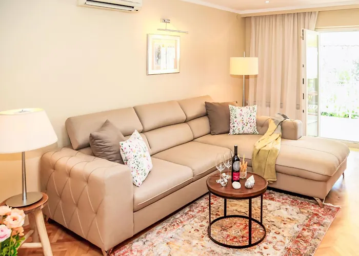 Apartamento Nikica-1 By Interhome *